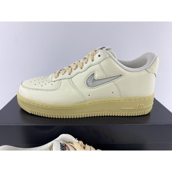 Nike Air Force 1 07 LX Coconut Milk Women's Size 9 Sneakers Shoes DO9456-100 - Picture 5 of 12